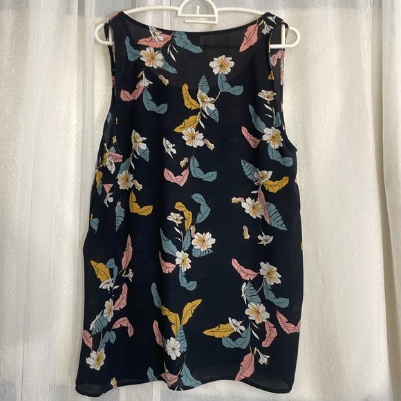 Anko Womens Tank Top Size 18 Navy Blue Pink Floral Sleeveless Round Neck - Picture 2 of 4